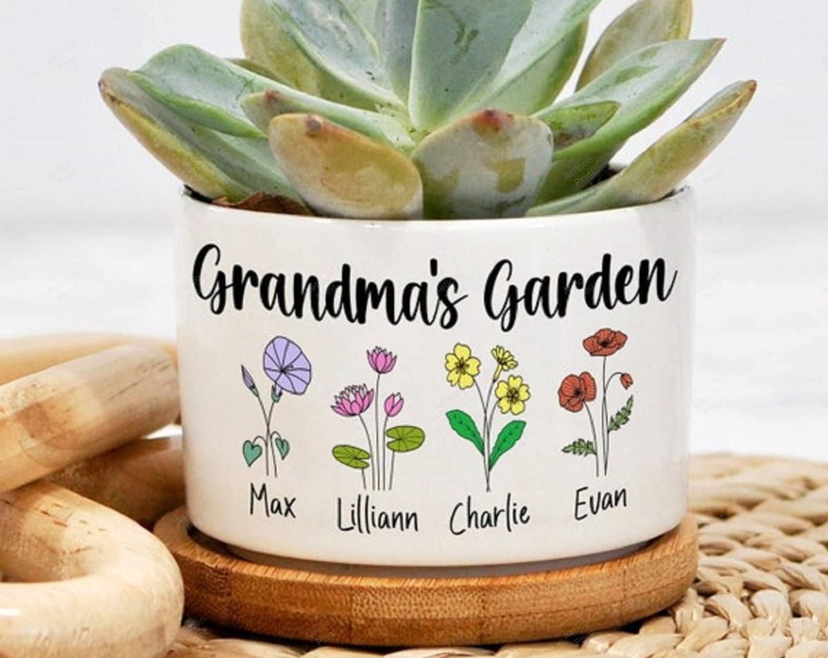 Grandmas Garden - Custom Mini Plant Pot - Personalized Birth Flower Succulent Planter - Mother's Day Gift - Gift for Grandma