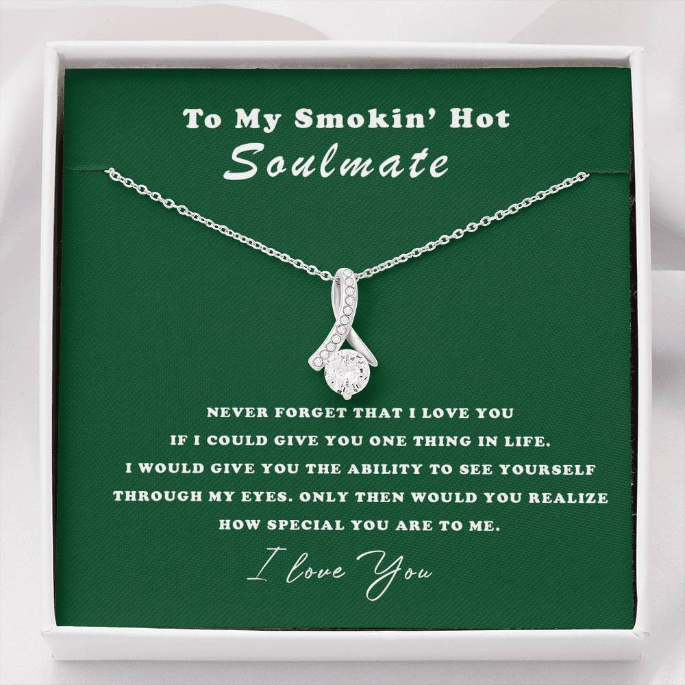 To my girlfriend - My Soulmate, I Love you - Alluring Beauty Necklace Gift For Her