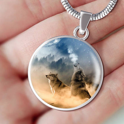 Personalized Wolf Necklace - Custom Engraving On The Back - Luxury Circle Pendant Necklace Perfect Gift Idea For Her/Him