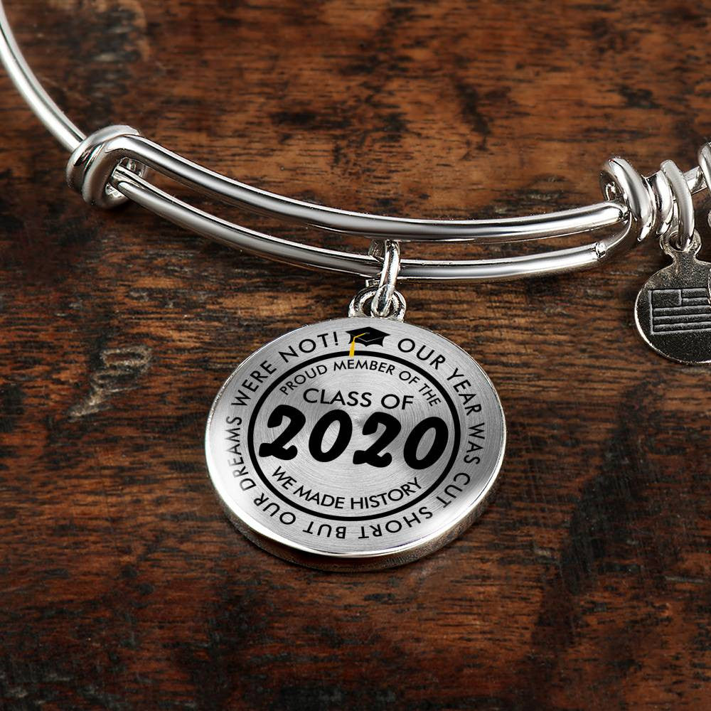 Luxury Graduation Bracelet - Class Of 2022 - Luxury Circle Bangle Bracelet Gift Idea