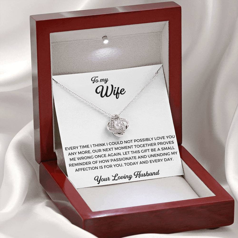 To My Wife - Thank You Gift - Love Knot Necklace Anniversary Love Messages Gift Ideas For Mom Momi Wife Woman