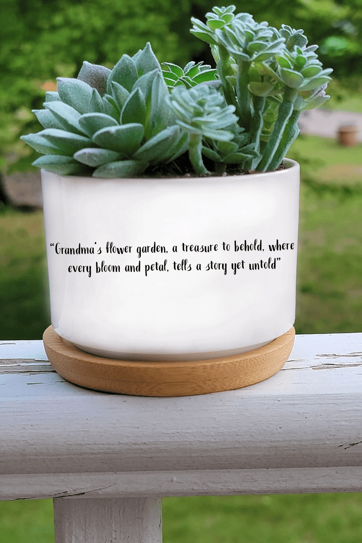 Personalized Name Grandma Garden Plant Pot, Custom Grandma Flower Pot, Outdoor Flower Pot With Month Flower, Birthday Gift, Mothers Day Gift