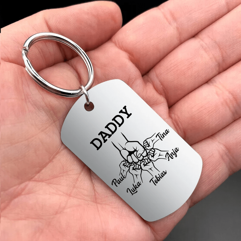 Fist Bump Keychain with 1-5 Names- Daddys Dream Team-Custom Keychain with Kids Names-Keychain for Dad-Father's Day Gifts