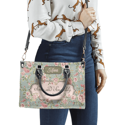 Personalized Handbags in Jane Austen Style, Pride and Prejudice, Libro Handbags Customization