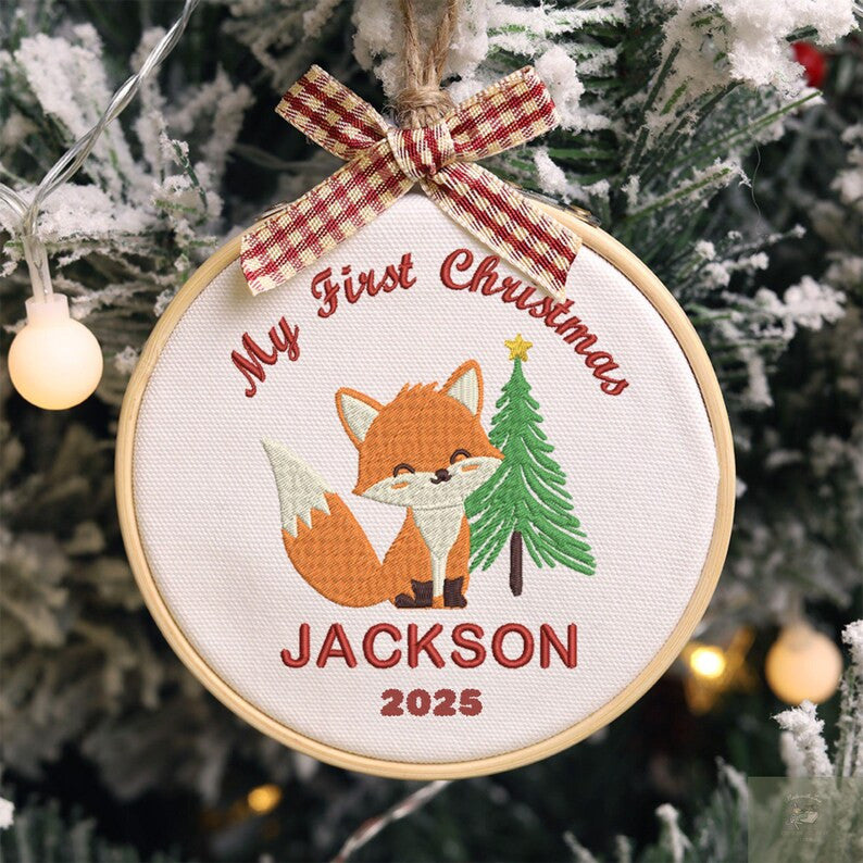 Baby’s First Christmas Embroidery Hoop Ornament, Personalized Embroidered Keepsake, Custom Name Baby, Newborn Christmas Gift, Baby Ornament