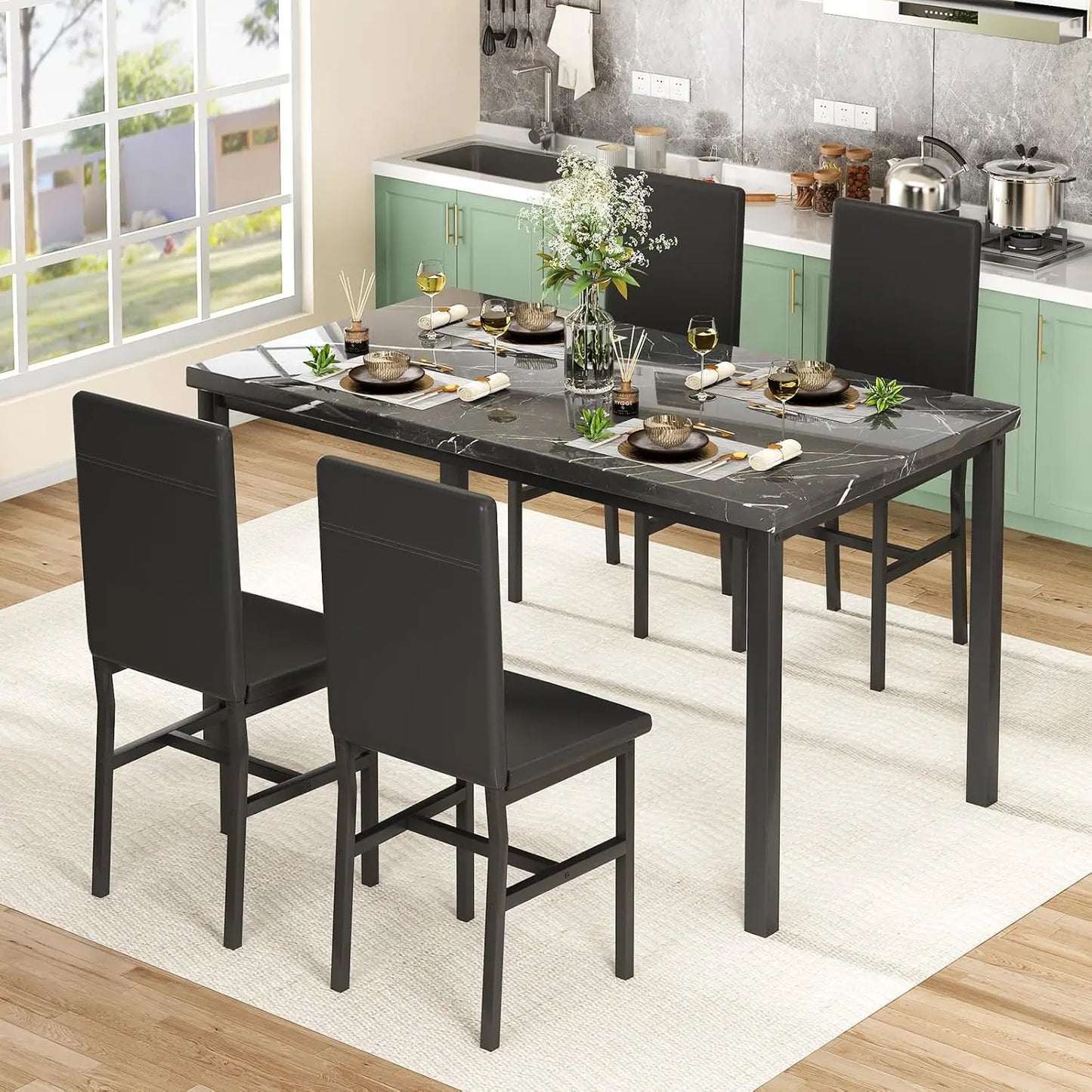 Juego de mesa de comedor para 4, juego de mesa y sillas de cocina de 47 pulgadas, juego de mesa de comedor de imitación de mármol con 4 sillas de cuero de PU, color negro