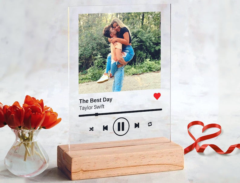 Personalized Music Plaque - Couple Gift, Song Plaque Song Code, Art Music Glass, Gift for Her, Gift for Him