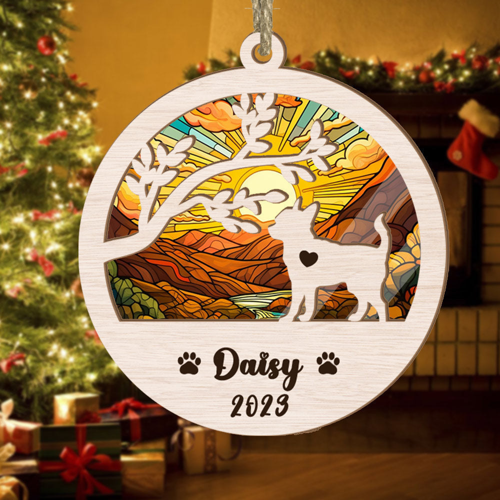 Personalized Chihuahuas Suncatcher Ornament - Custom Dogs Name And Year Christmas Ornament For Dog Lovers - Ideal Gift For Chihuahua Owners - Suitable For Christmas, Birthdays, And Other Special Occasions