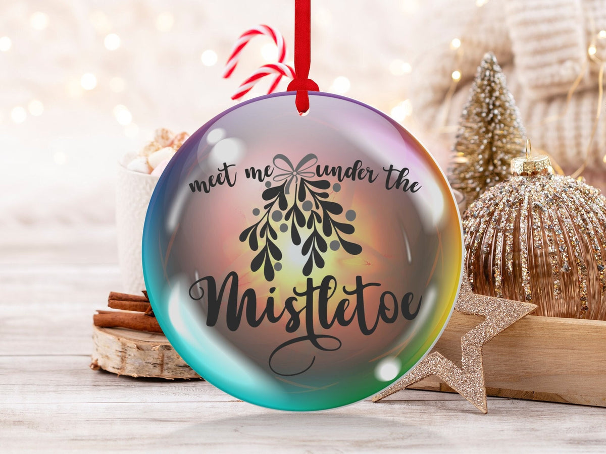 Christmas 2024 Ornament, Christmas Decoration, Holiday Gift Idea, Heirloom Keepsake, Round Ceramic, Gift Exchange, Gift Idea, Mistletoe