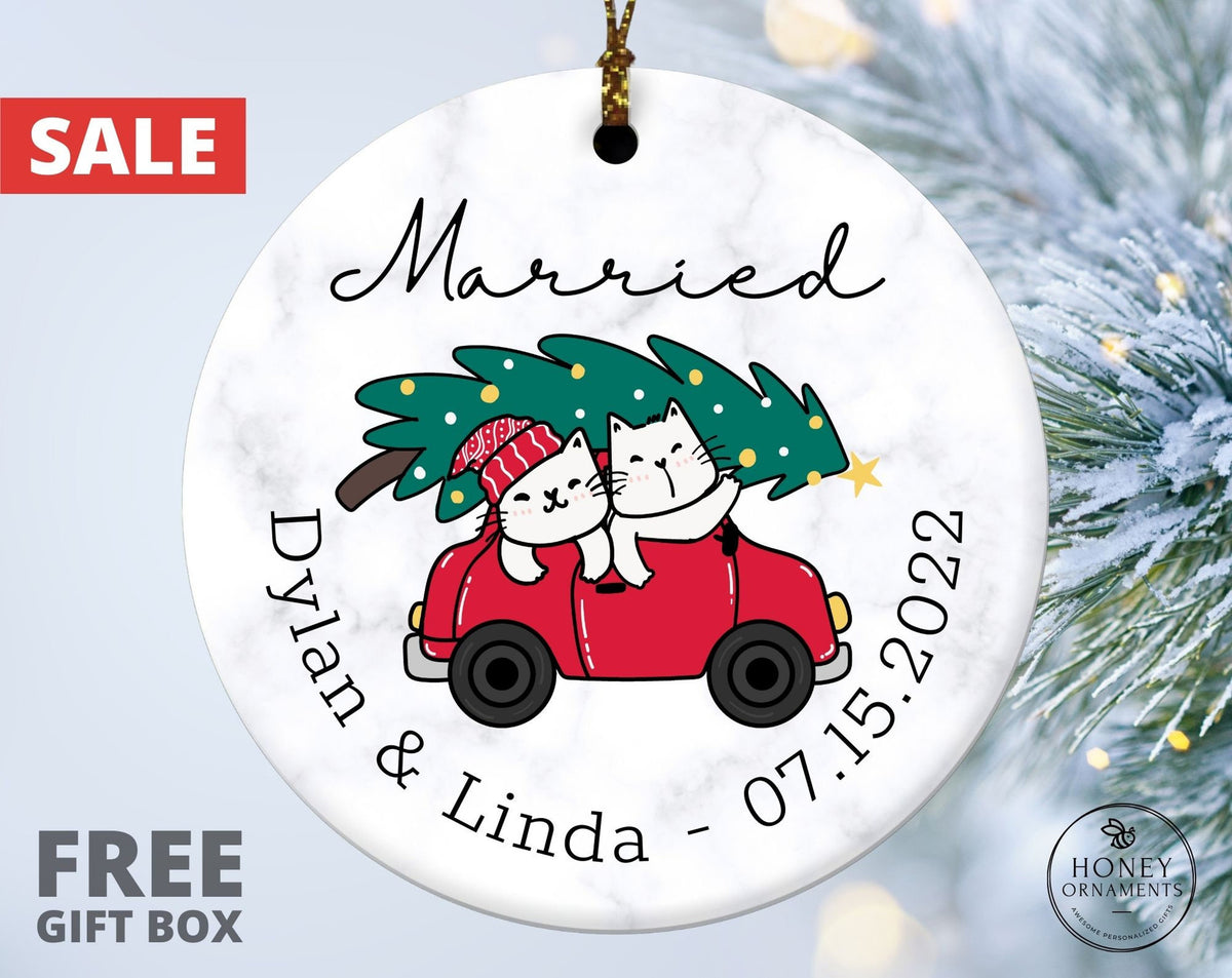 Married Christmas Ornament, Mr And Mrs Ornament, 2023 Cute Cats Couples Ornament, First Married Ornament, Newlywed Gift, Wedding Gift