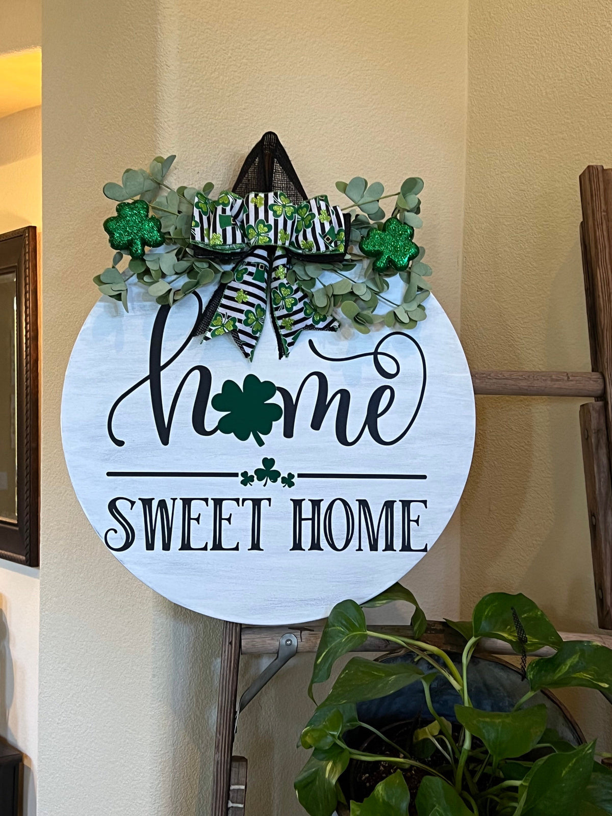 St Patrick"s Day Door Hanger, St Paddy's Door Sign, Farmhouse Wreath