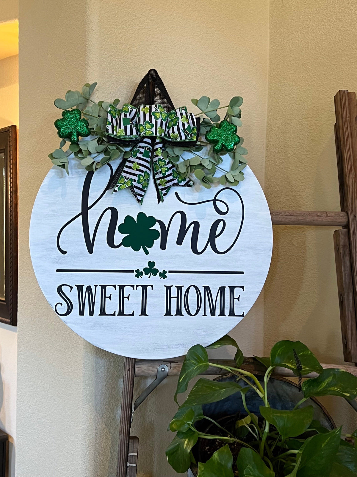 St Patrick"s Day Door Hanger, St Paddy's Door Sign, Farmhouse Wreath