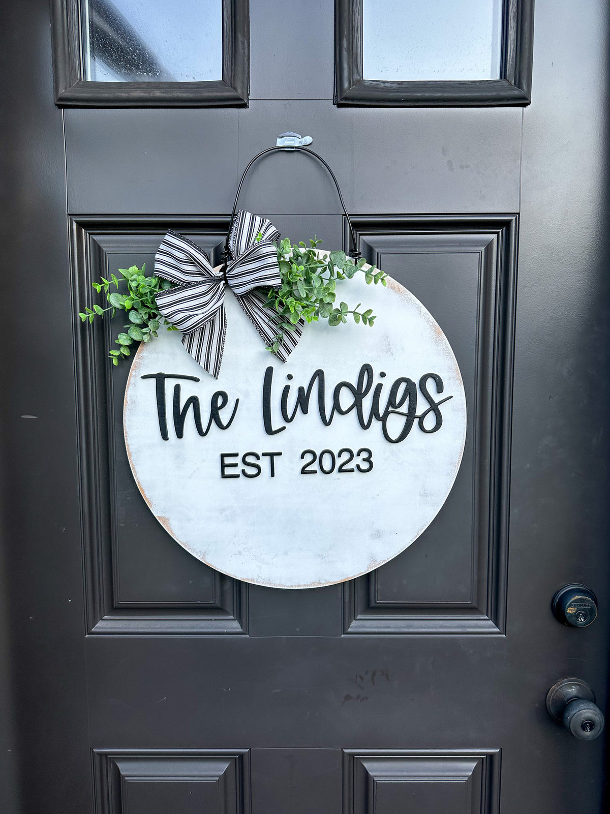 Front Door Decor Personalized Front Door Hanger Custom Name Wood Sign Door Wreath Neutral Welcome Door Sign with Family Name Wedding Gift