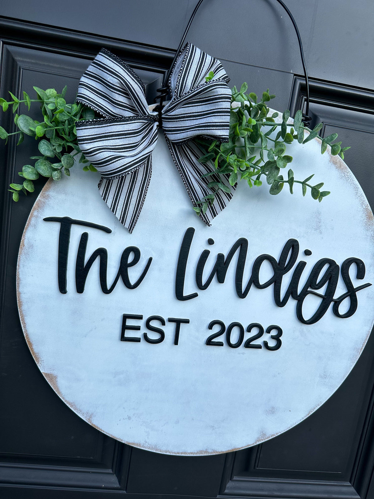 Front Door Decor Personalized Front Door Hanger Custom Name Wood Sign Door Wreath Neutral Welcome Door Sign with Family Name Wedding Gift