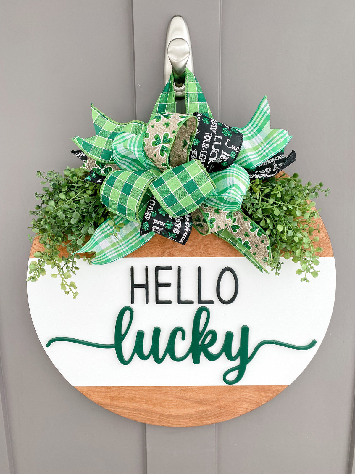 Hello Lucky, St. Patrick's Day, decoration, Farmhouse, Door Hanger, Wooden Wreath, 3D, Front Door, Home Decor, Round Wood Sign, Circle
