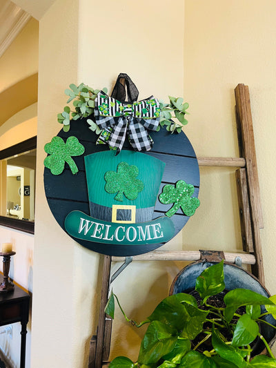 St Patrick's Day Welcome Sign, Front Door Decor, Farmhouse Door Wreath