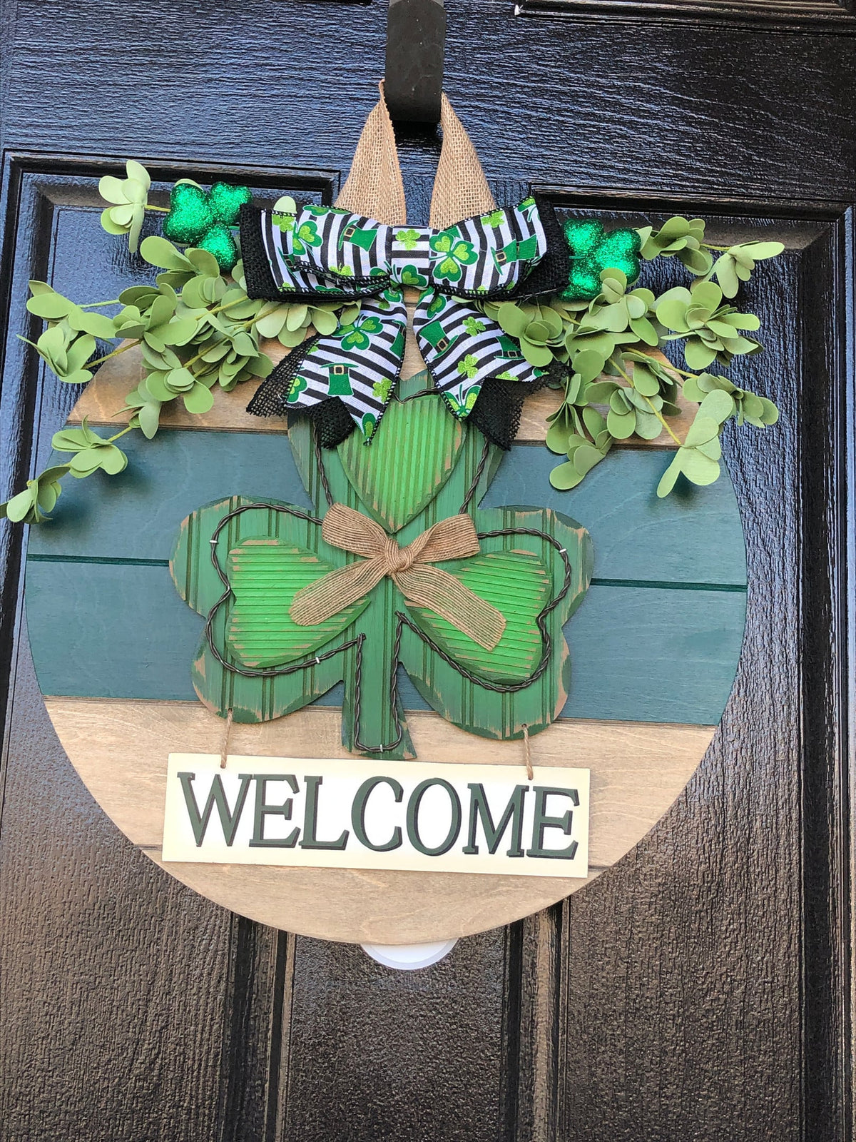 St Patrick's Day Welcome Sign, Door Hanger, Door Decoration, Farmhouse Door Decor, Wood Round Wreath