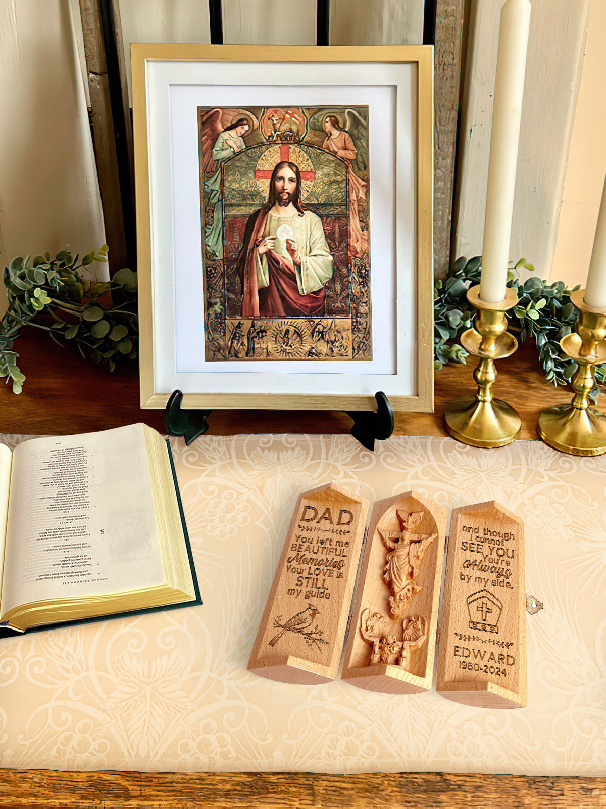 Personalized You Left Me Beautiful Memories Christian Decor Statue of Jesus Wooden Cylinder Sculpture of Jesus Christ