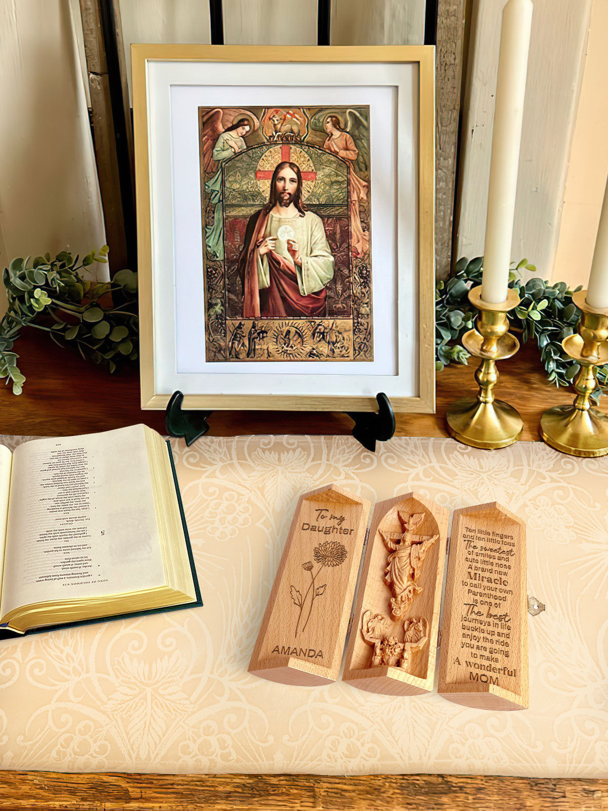 Personalized Ten Little Fingers Christian Decor Statue of Jesus Openable Wooden Cylinder Sculpture of Jesus Christ