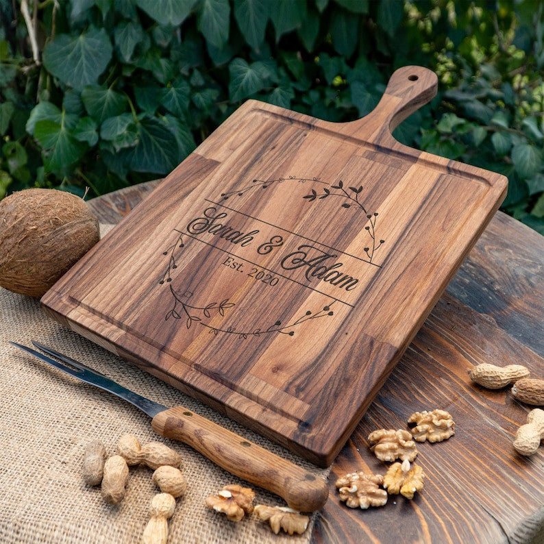 Couple Cutting Board, Custom Wedding Gift, Newlywed Gift, Bridal Shower Gift, Engagement Gift, Gift For Couple, Personalized Cutting Board