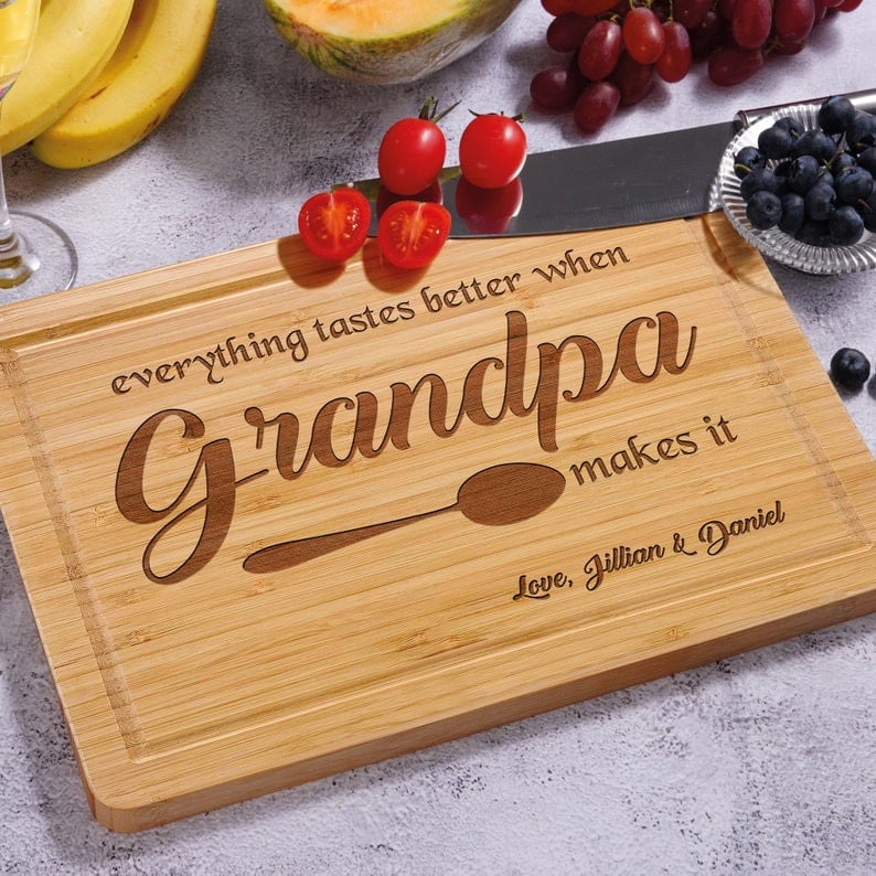 Custom Grandpa Gift for Christmas, Grandpa's Birthday Gift, Personalized Wooden Cutting Board For Grandfather, Papa Gift from Grandkids