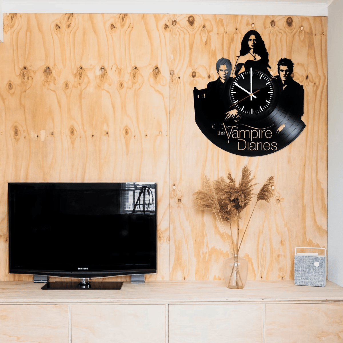 The Vampire Diaries Design, Vinyl Record Clock, Made From Real Vintage Record , Wall D���������cor, Birthday Gift Idea For Loved One, Mother, Dad