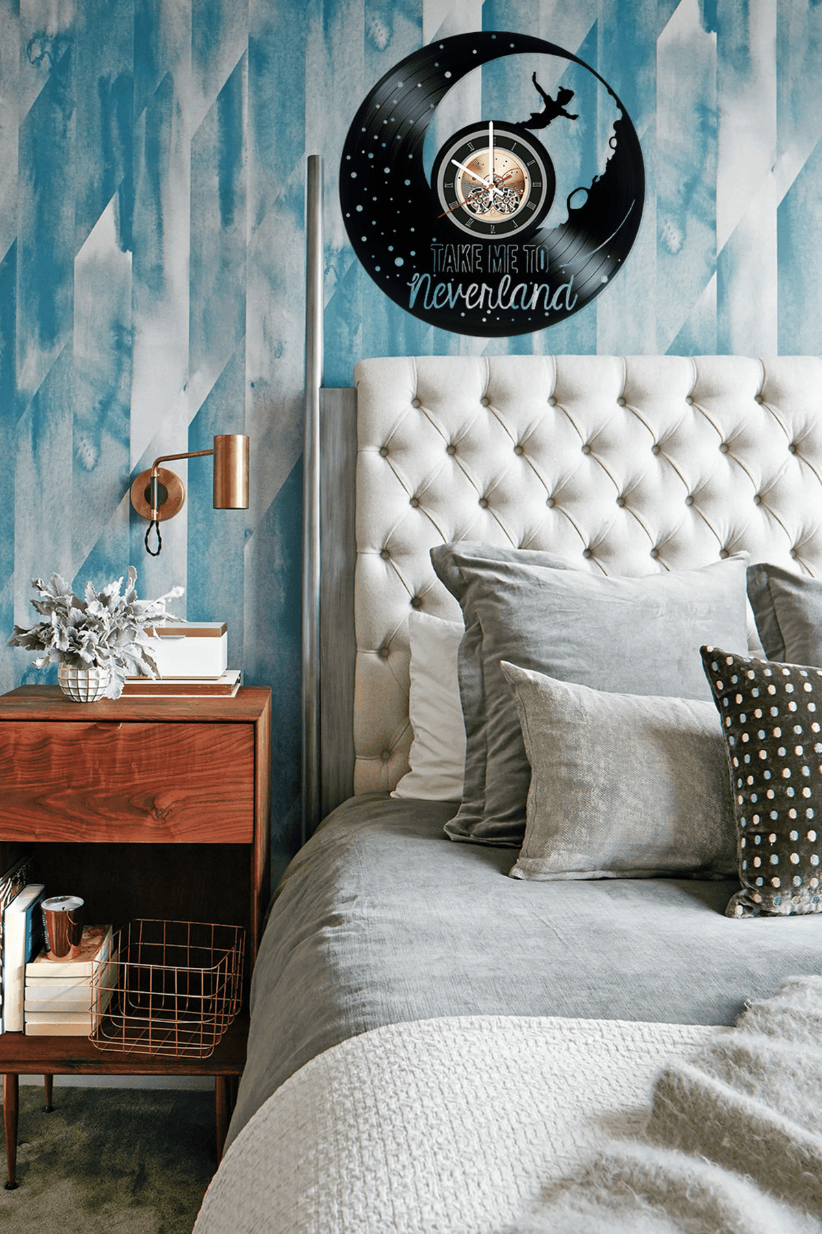 Peter Pan Wall Clock , Neverland Baby Wall Decoration, Made From Vinyl Record, Birthday Gift Idea For Music Lovers, Halloween Gift
