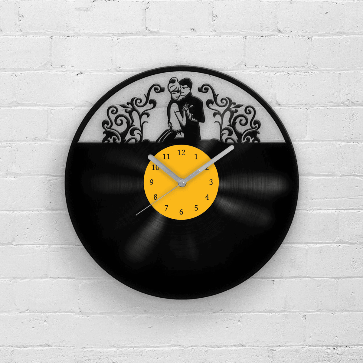 Romantic Couple Illustration, Wedding Gift Idea, Minimalist Decor, Newlyweds Gifts, Engaged Married Artwork, Vinyl Record Wall Clock