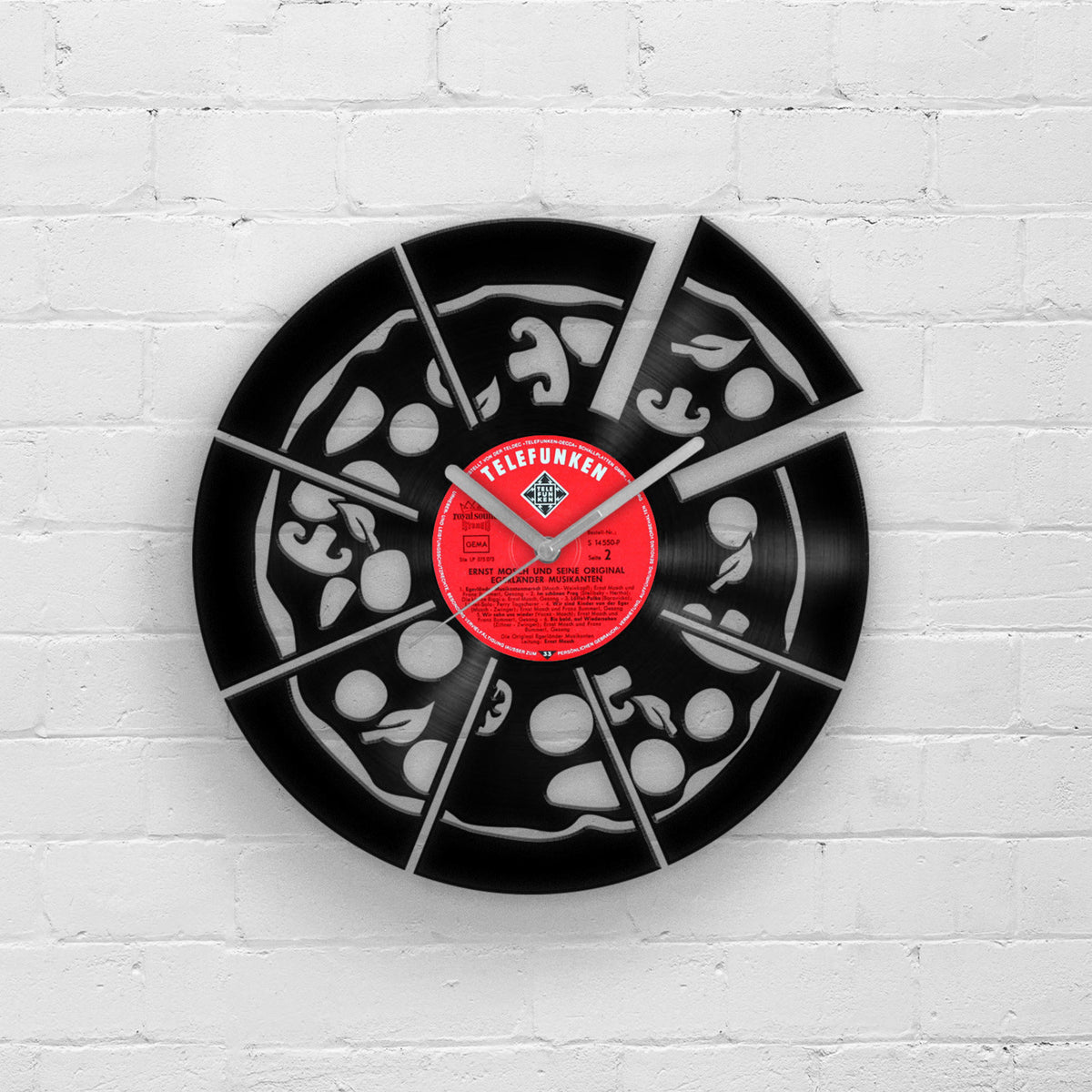 PIZZA - Vinyl Clock, Pizza Wall Art, Caf� Wall Decor, Cafe Wall Decor, Wall Hanging for Pizzeria, Restaurant Wall Clock, Housewarming Gifts