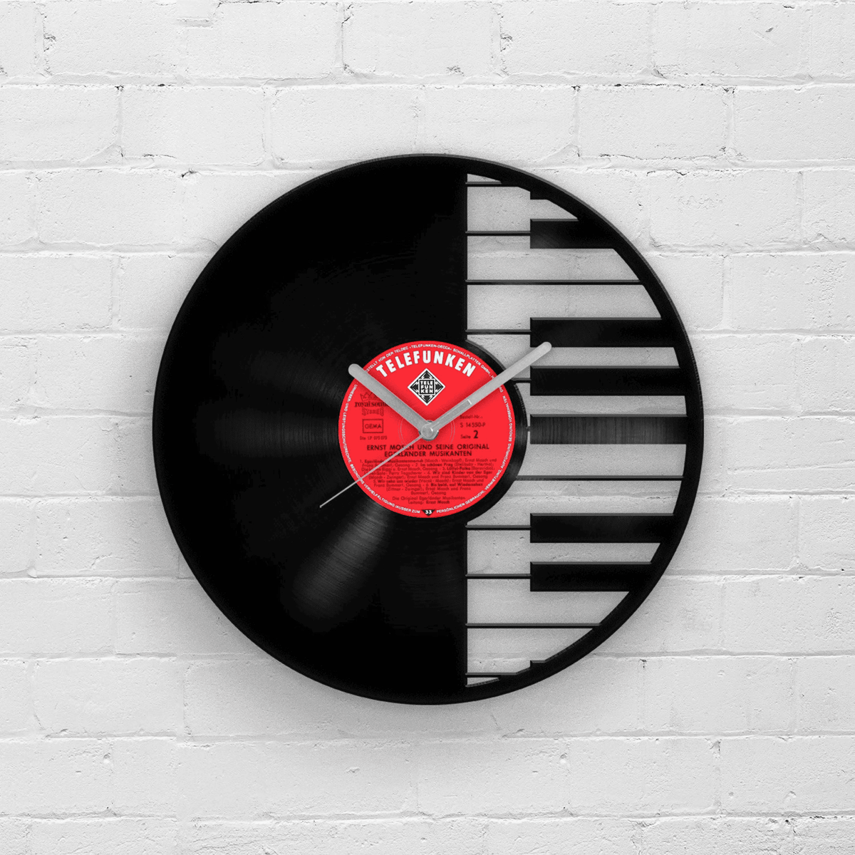 Piano Music Decor - Best Christmas Gifts for Musicians, Vinyl Clock, Gift for Pianist, Housewarming Art, Stylish Wall Hanging, Unique Clocks