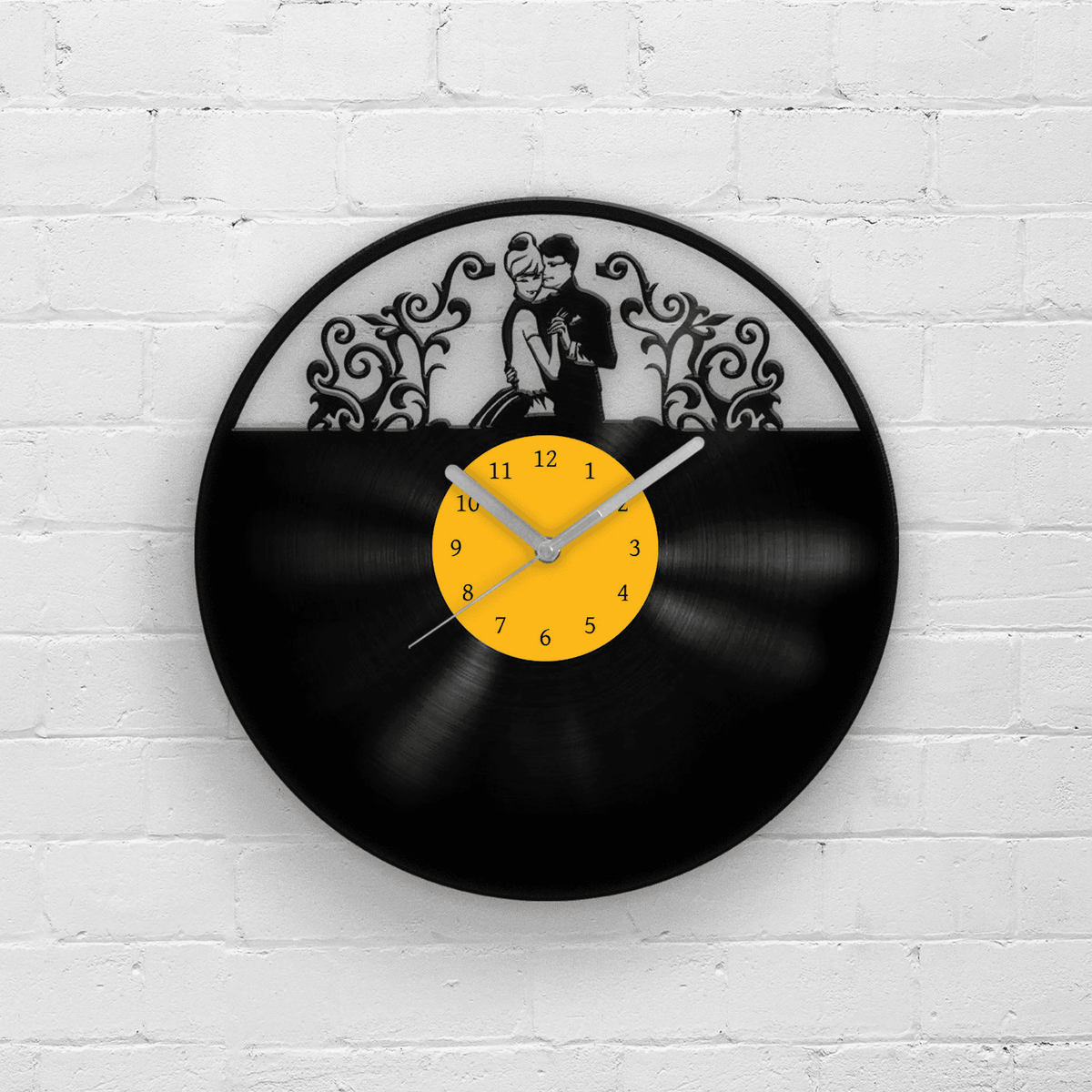 Best Gift for Wedding, Vinyl Clock, Newlywed Gifts, Married Couple Art, Anniversary Artwork, Love Invitation, Couple Portrait, Clocks