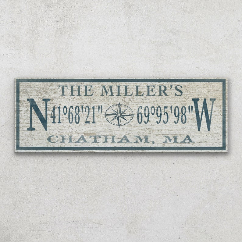Personalized Coordinates Sign, Family Name Latitude Longitude, Rustic Compass GPS Coordinates, Thoughtful Gift, Wedding Gift, Beach Decor