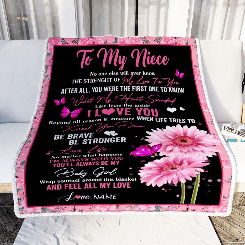 Personalized To My Niece Blanket From Aunt Auntie Uncle I Love You Pink Daisy Butterfly Niece Birthday Graduation Christmas Customized Fleece Throw Blanket