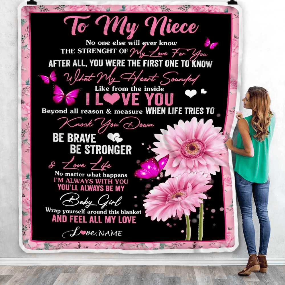 Personalized To My Niece Blanket From Aunt Auntie Uncle I Love You Pink Daisy Butterfly Niece Birthday Graduation Christmas Customized Fleece Throw Blanket