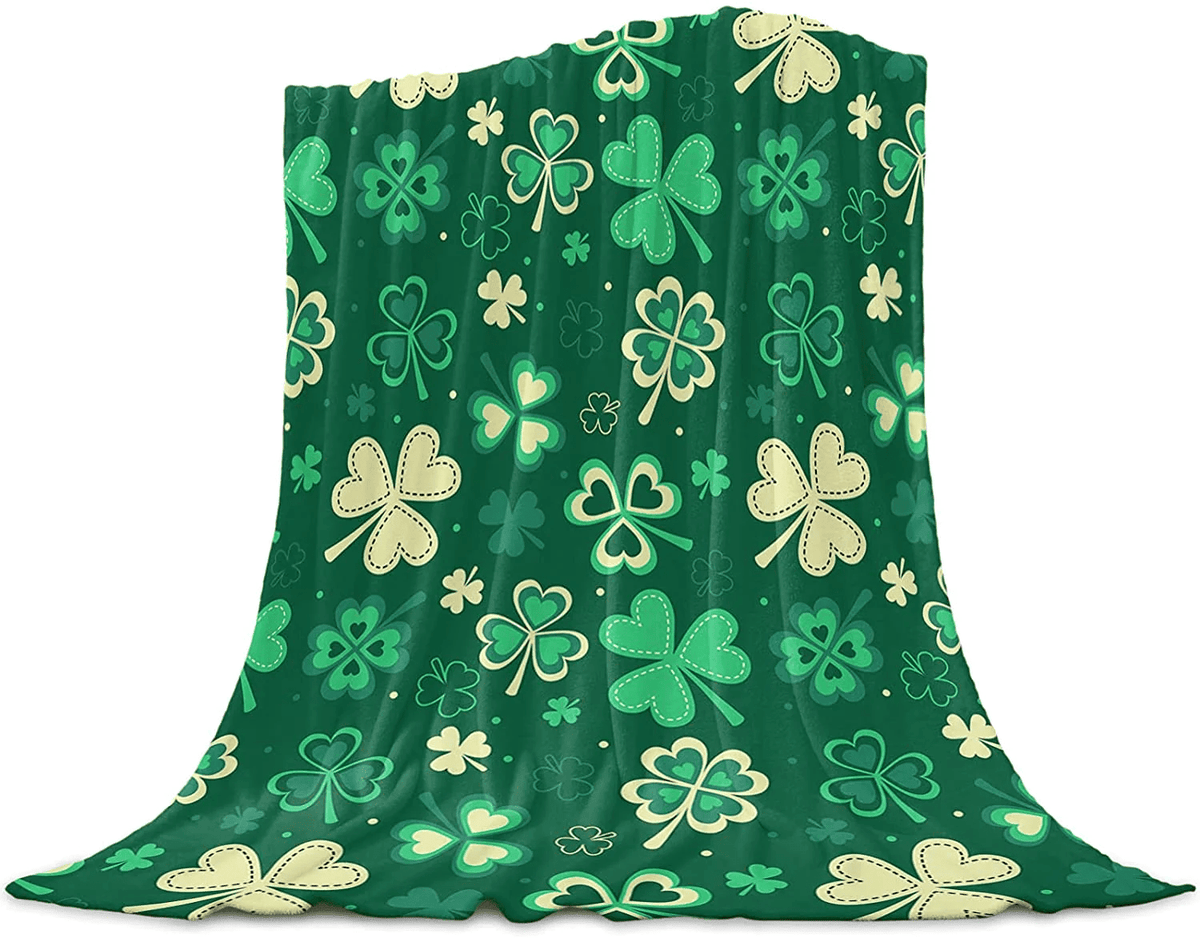 St. Patrick's Day Blankets Flannel Shamrocks Lucky Clover Fleece Throw BlanketCozy Soft Warm Fleece Blankets Green Flannel Blanket Decorative Throw Blankets For Couch Bed Sofa