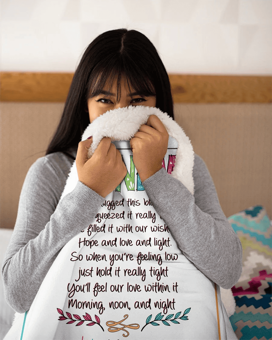 Personalized Grandma Blanket, Grandma We Hugged This Blanket
