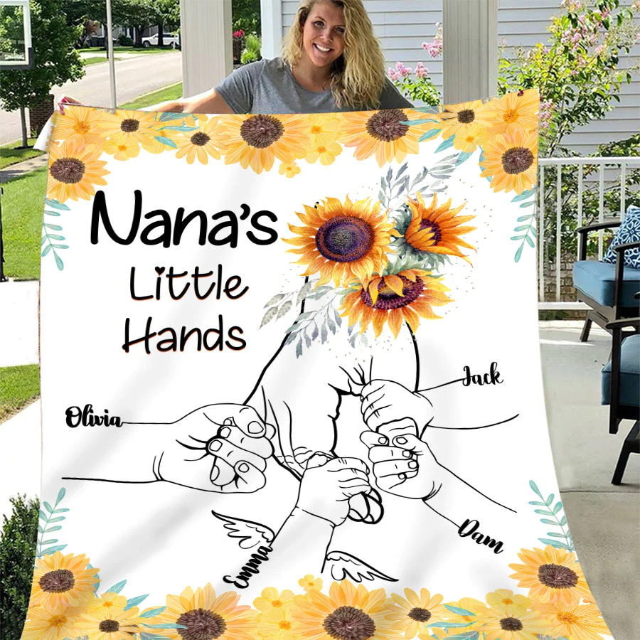 Nana Hands Grandkids Blanket