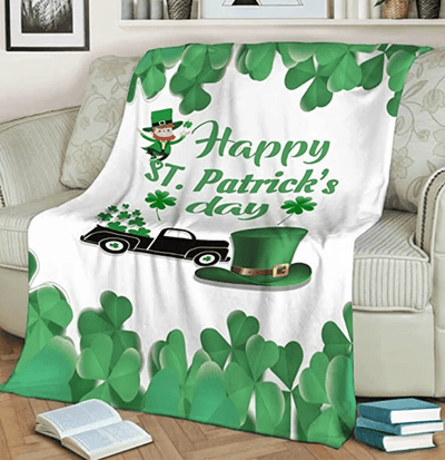 Happy St. Patrick Day Blanket For Kids Family Friends Clovers Throws Lucky Shamrock Clover Fleece Blanket Gift for Her St. Patrick Day Gifts