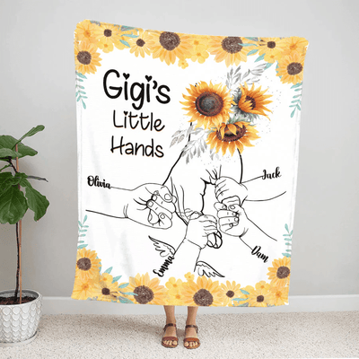 Gigi Hands Grandkids Blanket
