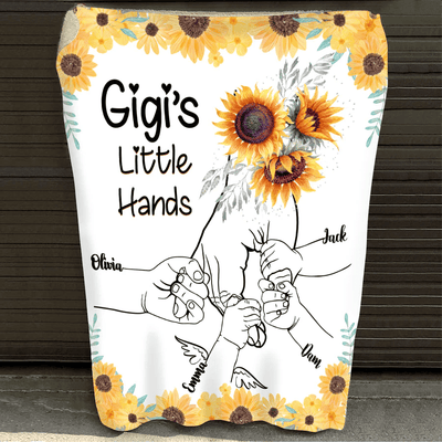 Gigi Hands Grandkids Blanket