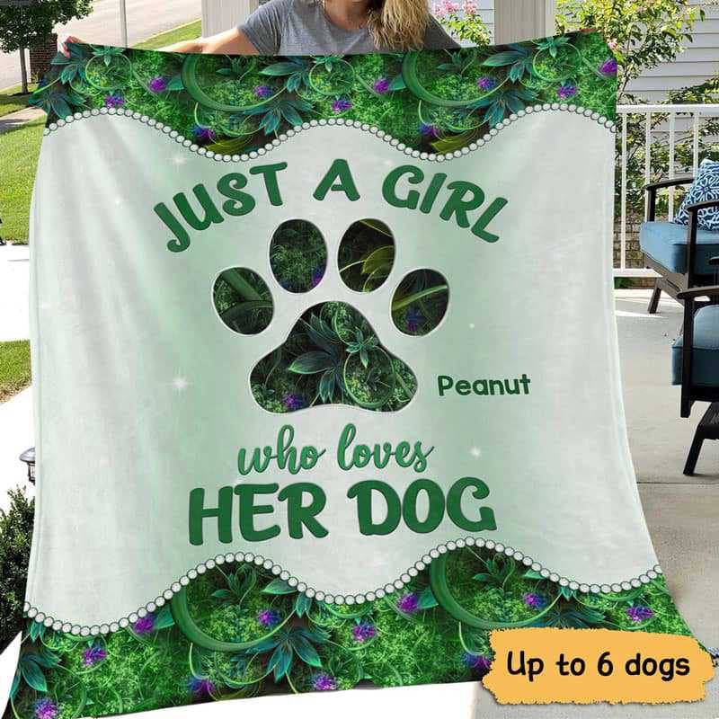Dog Mom Metal Pattern Personalized Fleece Blanket