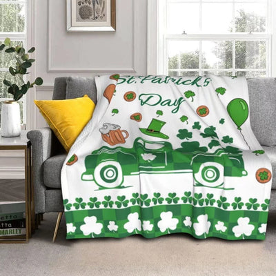 St. Patrick's Day Flannel Blankets Green Shamrocks Truck Blanket Irish Clovers Throw Blanket Super Soft Cozy