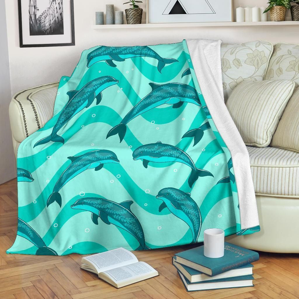Dolphin Beauty Of Wave Print Fleece Blanket