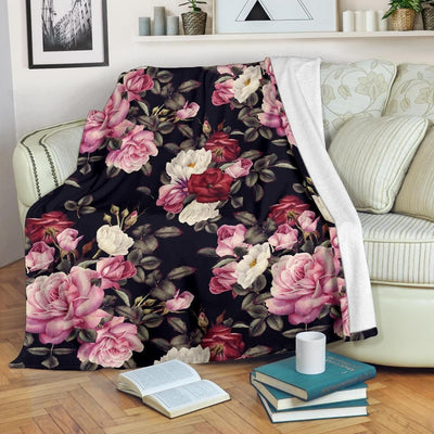 At Night Rose Pattern Fleece Blanket