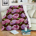 Hydrangea Pattern Print Design Vintage Fleece Blanket