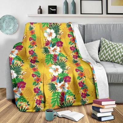 Hawaiian Themed Pattern Print Design Yellow Fleece Blanket