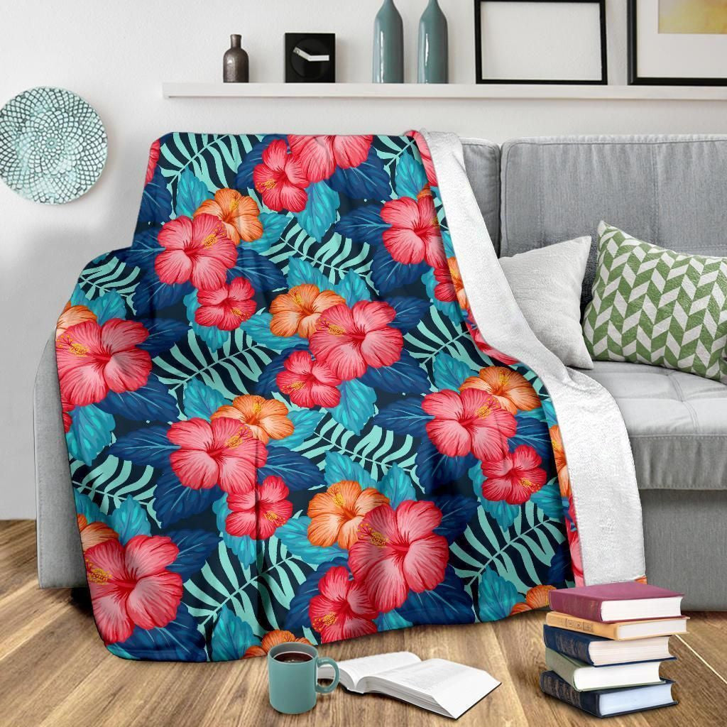Red Hibiscus Pattern Print Design Soft Fleece Blanket