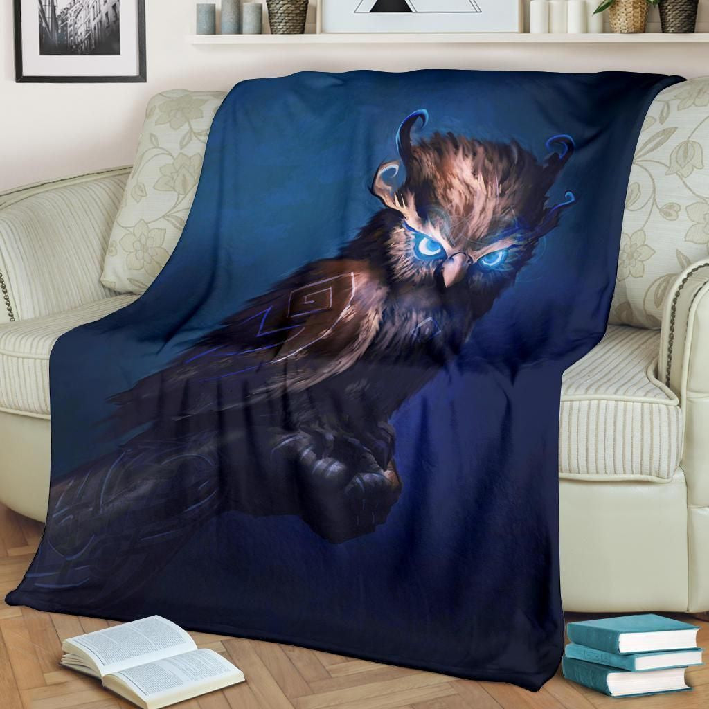 Legendary Owl Amazing Eyes Gift Printed Fleece Blanket