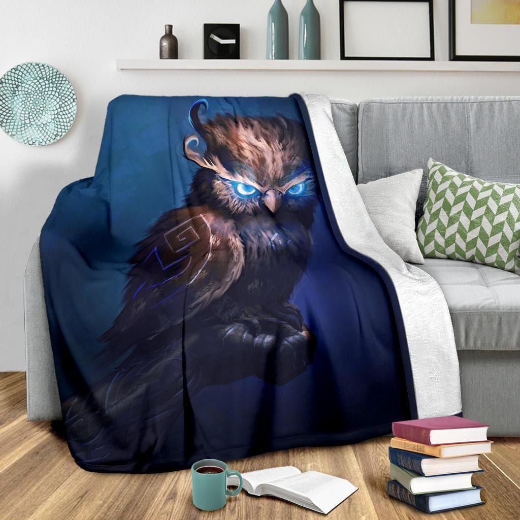 Legendary Owl Amazing Eyes Gift Printed Fleece Blanket