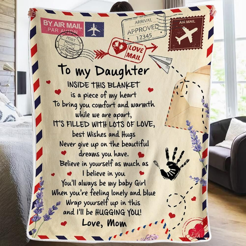 Never Give Up On The Beautiful Dreams You Have Mom Gift For Daughter Fleece Blanket